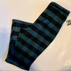 Wild Fable Flared Leg Plaid Pants Size Small